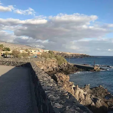 Great Location In Very Close To The Sea Holiday home *